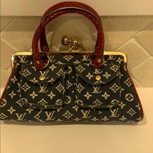 Cant verify authenticity Louis Vuitton